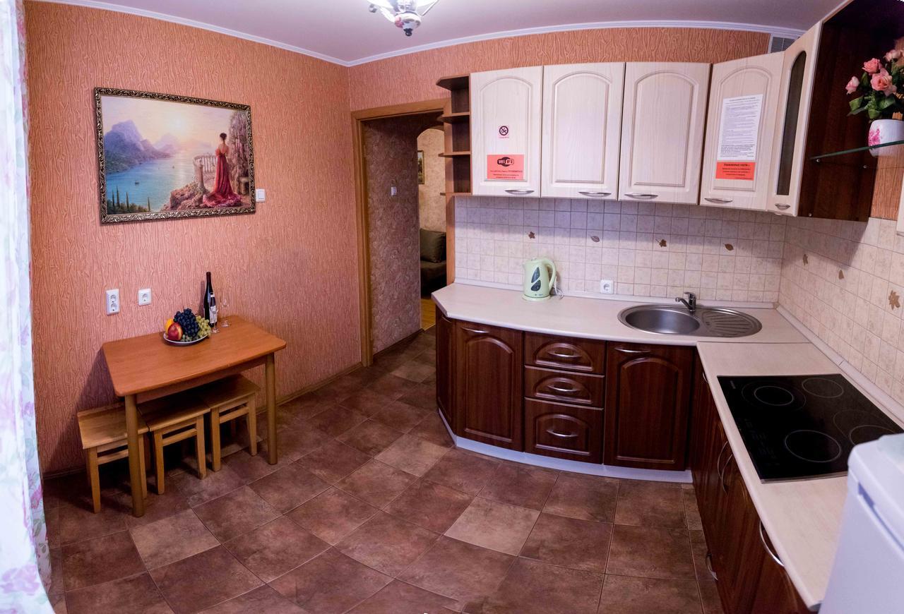 Apartment On Permyakova 76 Tioumen Extérieur photo